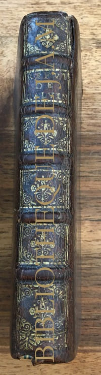 RÉFUTATION DE L'HERESIE DE CALVIN PAR LA SEULE DOCTRINE DE Mrs DE LA R.P.R POUR AFFERMIR SANS DISPUTE LES NOUVEAUX CONVERTIS DANS LA FOY DE L'ÉGLISE CATHOLIQUE. AVEC DES EXTRAITS DE PLUSIEURS LETTRES DE SAINT AUGUSTIN OU IL PAROIT QUE LA CONDUITE DU ROY, A L'ÉGARD DES CALVINISTES DE FRANCE EST CONFORME A LA DOCTRINE DE CE PÈRE.