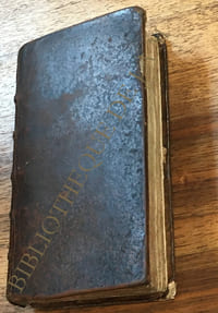 RÉFUTATION DE L'HERESIE DE CALVIN PAR LA SEULE DOCTRINE DE Mrs DE LA R.P.R POUR AFFERMIR SANS DISPUTE LES NOUVEAUX CONVERTIS DANS LA FOY DE L'ÉGLISE CATHOLIQUE. AVEC DES EXTRAITS DE PLUSIEURS LETTRES DE SAINT AUGUSTIN OU IL PAROIT QUE LA CONDUITE DU ROY, A L'ÉGARD DES CALVINISTES DE FRANCE EST CONFORME A LA DOCTRINE DE CE PÈRE.