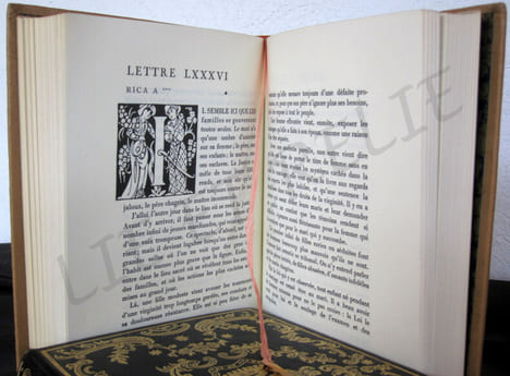 LETTRES PERSANES.
Texte établi par Jacques HAUTMONT
Archiviste Paléographe.. MONTESQUIEU. CHARLES Baron de.