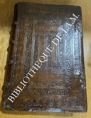 Notationes in totam Scripturam Sacram : quibus omnia fere loca difficilia brevissimè explicantur ; tum variae ex Hebraeo, Chaldaeo & Graeco lectiones indicantu.