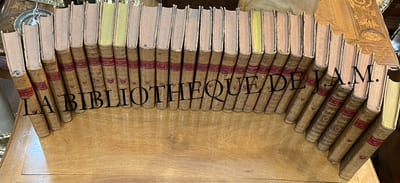 VICTOIRES, CONQUÊTES, DÉSASTRES, REVERS ET GUERRES CIVILES DES FRANÇAIS, DE 1792 A 1815, PAR UNE SOCIÉTÉ DE MILITAIRES ET DE GENS DE LETTRES.
Victoires et conquêtes revers et guerres civiles des Français DEPUIS LES GAULOIS JUSQU'EN 1792