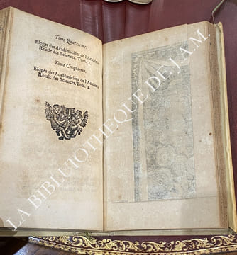 LES ŒUVRES DE M.FONTENELLE, De l’Académie Françoise. QUI CONTIENT LES NOUVEAUX DIALOGUES DES MORTS. L'ENTRETIENT SUR LA PLURALITÉ DES MONDES. ...