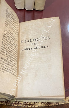 LES ŒUVRES DE M.FONTENELLE, De l’Académie Françoise. QUI CONTIENT LES NOUVEAUX DIALOGUES DES MORTS. L'ENTRETIENT SUR LA PLURALITÉ DES MONDES. ...