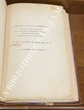 Nouveau dictionnaire des ordres de chevalerie créés chez les différents peuples depuis les premiers siècles jusqu'à nos jours, par H. Gourdon de ...
