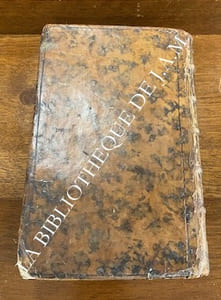 DICTIONNAIRE MYTHO-HERMETIQUE, dans lequel on trouve LES ALLÉGORIES FABULEUSES DES POÈTES, LES MÉTAPHORES, LES ÉNIGMES ET LES TERMES BARBARES DES PHILOSOPHES HERMÉTIQUES EXPLIQUES.