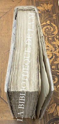 Coutumes du haut et bas pays d’Auvergne.
Quatrième édition revue et beaucoup augmentée.