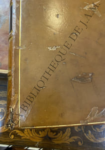 ZEND - AVESTA OUVRAGE DE ZOROASTRE.
ouvrage de Zoroastre : contenant les idées théologiques, physiques & morales de ce législateur, les cérémonies du culte religieux qu'il a établi, et plusieurs traits importants relatifs à l'ancienne histoire des Perses : traduit en François sur l'original zend, avec des remarques ; et accompagné de plusieurs Traités propres à éclaircir les matières qui en sont l'objet.