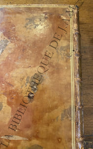ZEND - AVESTA OUVRAGE DE ZOROASTRE.
ouvrage de Zoroastre : contenant les idées théologiques, physiques & morales de ce législateur, les cérémonies du culte religieux qu'il a établi, et plusieurs traits importants relatifs à l'ancienne histoire des Perses : traduit en François sur l'original zend, avec des remarques ; et accompagné de plusieurs Traités propres à éclaircir les matières qui en sont l'objet.