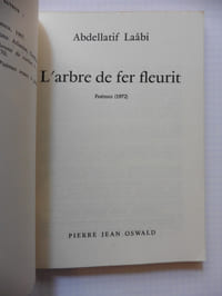 L'arbre de fer fleurit