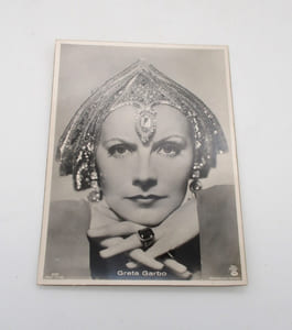Recollection of Greta Garbo portrait postcards, and 2 envelopes of 10 mini portraits