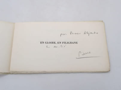 En gloire, en filigrane
