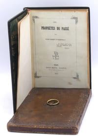 Les Prophètes dupassé.